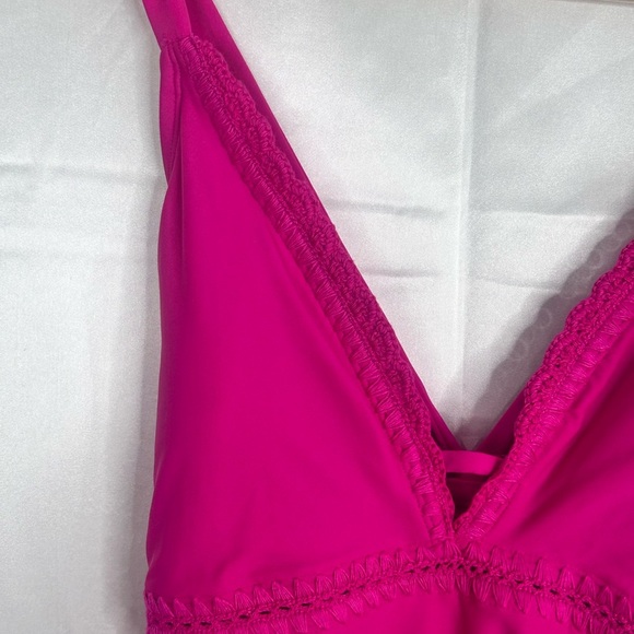 NWOT Kona Sol Hot Pink One-Piece Crochet Detail Swimsuit Size XL - Picture 2 of 15